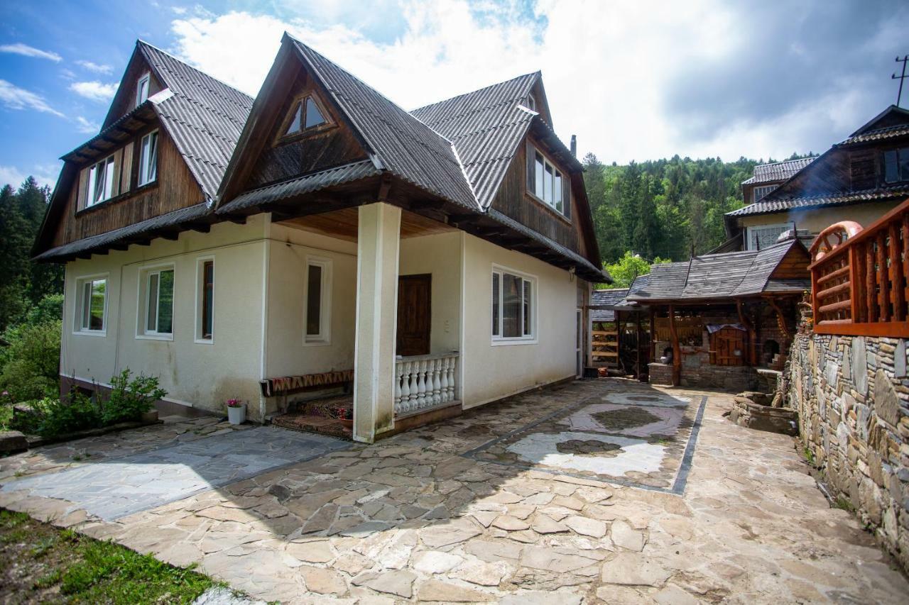 Сервус Guest Hotel ยาเรมชา ภายนอก รูปภาพ