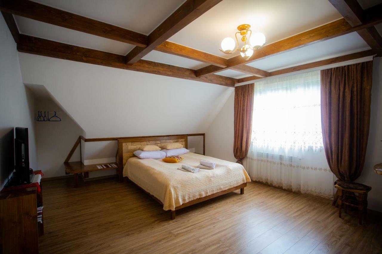 Сервус Guest Hotel ยาเรมชา ภายนอก รูปภาพ