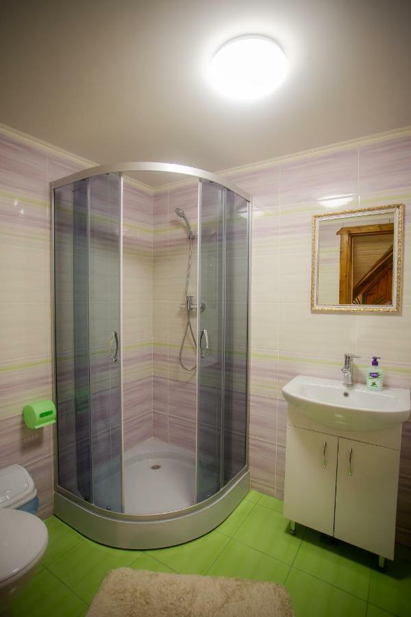 Сервус Guest Hotel ยาเรมชา ภายนอก รูปภาพ
