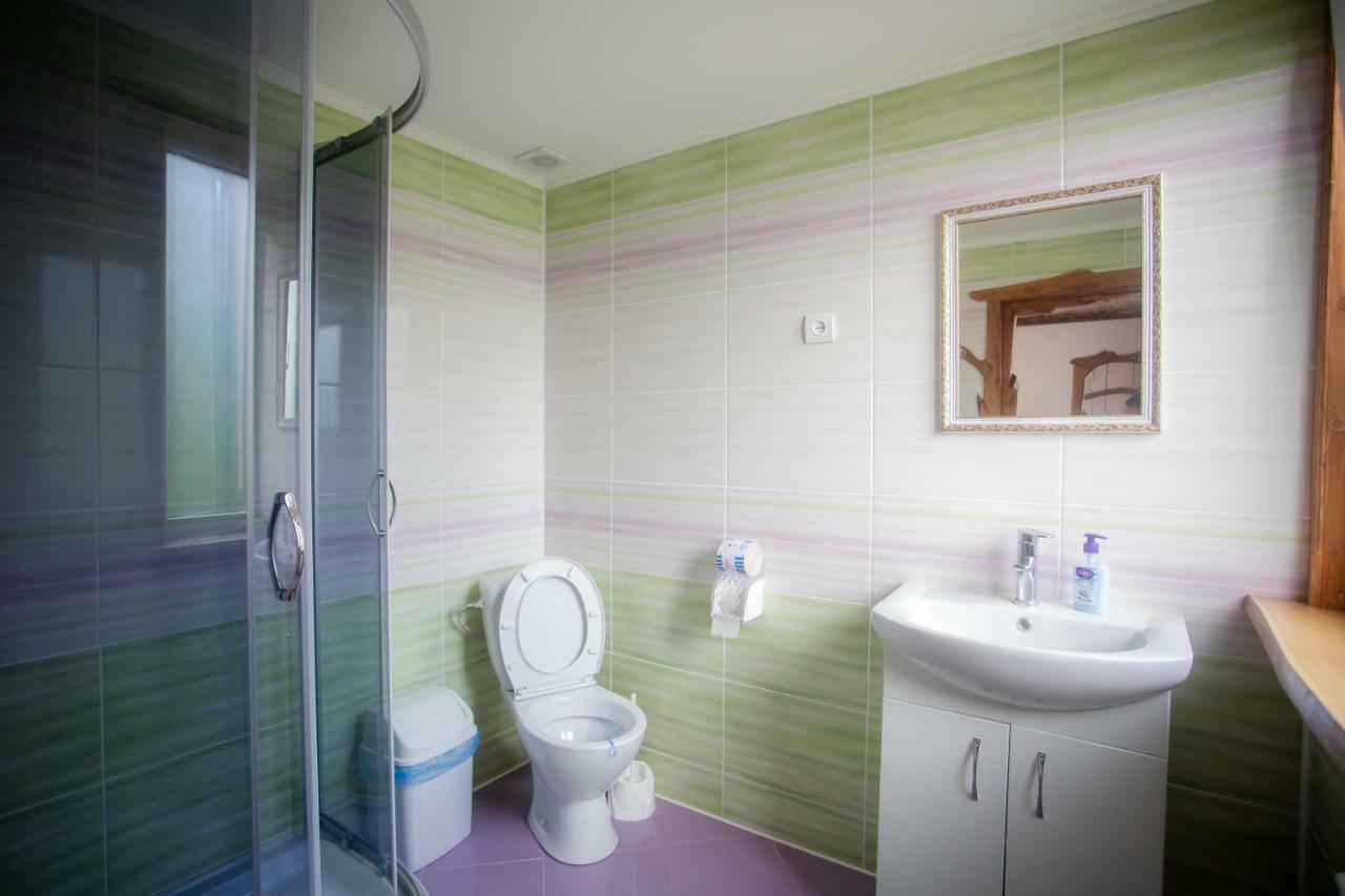 Сервус Guest Hotel ยาเรมชา ภายนอก รูปภาพ